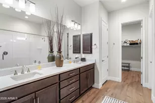 6514 E Libby St, Phoenix, AZ 85054 - Photo 30