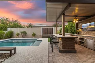 6514 E Libby St, Phoenix, AZ 85054 - Photo 34