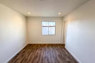 3339 W Country Gables Dr, Phoenix, AZ 85053 - Photo 14