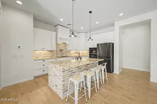 3233 W Horizon Dr, Phoenix, AZ 85086 - Photo 16