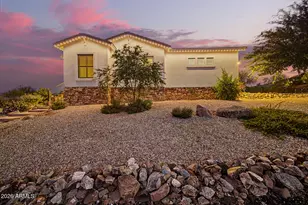 3233 W Horizon Dr, Phoenix, AZ 85086 - Photo 2