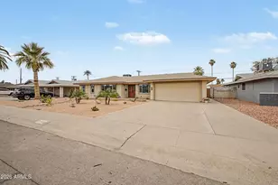 922 E Loyola Dr, Tempe, AZ 85282 - Photo 38