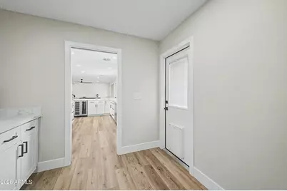 922 E Loyola Drive, Tempe, AZ 85282 - Photo 32