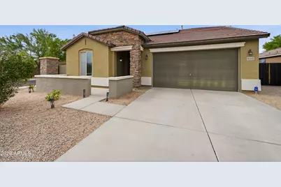 16152 W Desert Flower Drive, Goodyear, AZ 85395 - Photo 2