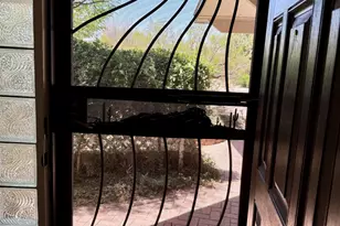 2425 S Newberry Rd, Tempe, AZ 85282 - Photo 6