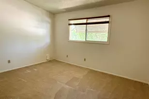 2425 S Newberry Rd, Tempe, AZ 85282 - Photo 34