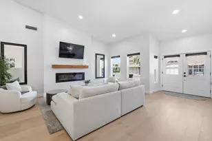 5623 E Claire Dr, Scottsdale, AZ 85254 - Photo 12