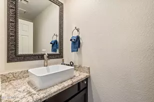 9145 E Jenan Dr, Scottsdale, AZ 85260 - Photo 10