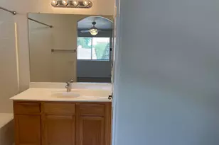 6831 S 33rd Dr, Phoenix, AZ 85041 - Photo 14