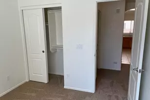 6831 S 33rd Dr, Phoenix, AZ 85041 - Photo 22