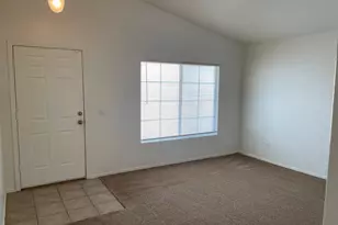 6831 S 33rd Dr, Phoenix, AZ 85041 - Photo 4