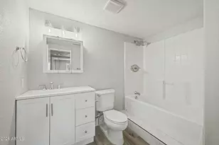 4110 N 71st Ln, Phoenix, AZ 85033 - Photo 22