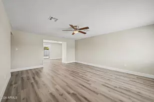 4110 N 71st Ln, Phoenix, AZ 85033 - Photo 8