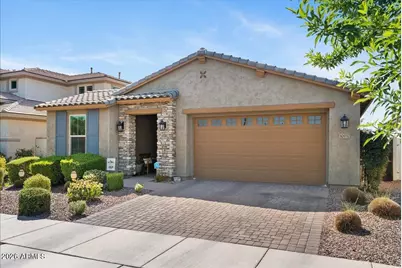 10057 E Wavelength Avenue, Mesa, AZ 85212 - Photo 2