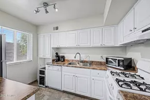 7141 N 16th St, Phoenix, AZ 85020 - Photo 14