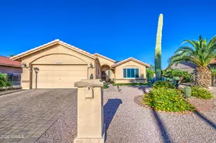 25225 S Flame Tree Dr, Sun Lakes, AZ 85248 - Photo 1