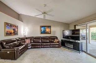 25225 S Flame Tree Dr, Sun Lakes, AZ 85248 - Photo 10