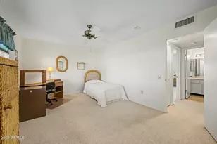 9933 W Pleasant Valley Rd, Sun City, AZ 85351 - Photo 14
