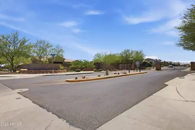 12517 W Lawrence Road, Glendale, AZ 85307 - Photo 8