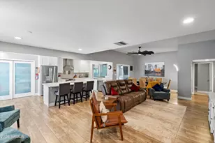 8726 E Devonshire Ave, Scottsdale, AZ 85251 - Photo 4