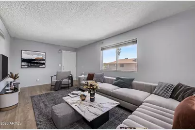 1209 N 47th Place, Phoenix, AZ 85008 - Photo 1