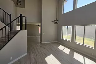 2828 E Windsong Dr, Phoenix, AZ 85048 - Photo 14