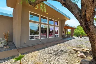 1917 Devonshire Dr, Sierra Vista, AZ 85635 - Photo 2