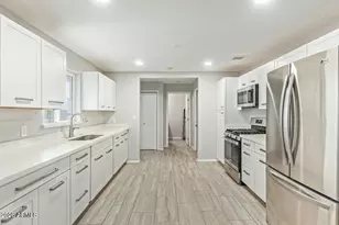 638 E 7th Dr, Mesa, AZ 85204 - Photo 2