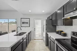 1017 E Maryland Ave, Phoenix, AZ 85014 - Photo 6