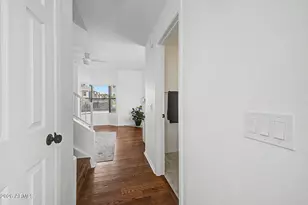 1017 E Maryland Ave, Phoenix, AZ 85014 - Photo 8