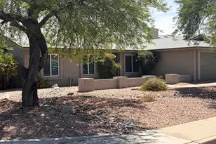 5737 E Nisbet Rd, Scottsdale, AZ 85254 - Photo 2