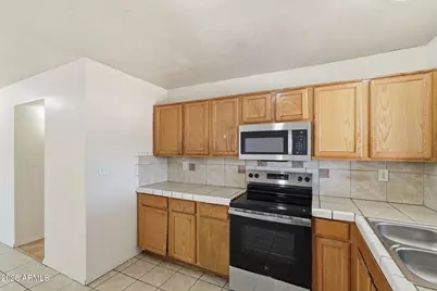 6452 W Thomas Road, Phoenix, AZ 85033 - Photo 12
