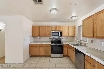 6452 W Thomas Road, Phoenix, AZ 85033 - Photo 10