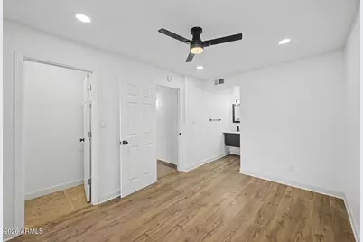 2625 E Indian School Road #Unit 141, Phoenix, AZ 85016 - Photo 14