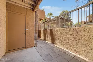 2625 E Indian School Rd, Phoenix, AZ 85016 - Photo 24