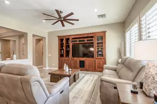 1719 W Aloe Vera Dr, Phoenix, AZ 85085 - Photo 14