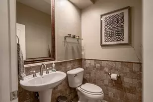 1719 W Aloe Vera Dr, Phoenix, AZ 85085 - Photo 24
