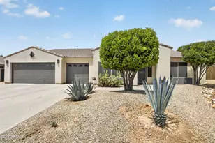 17740 W Copper Ridge Dr, Goodyear, AZ 85338 - Photo 2