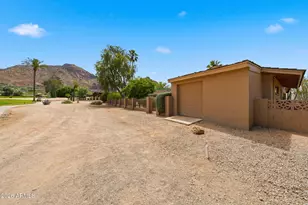 5525 E Lincoln Dr, Paradise Valley, AZ 85253 - Photo 38
