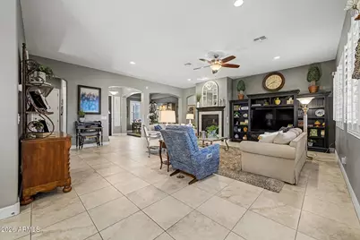 15748 W Ashland Avenue, Goodyear, AZ 85395 - Photo 2