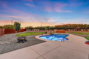 10914 W Campana Dr, Sun City, AZ 85351 - Photo 38
