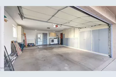 10914 W Campana Drive, Sun City, AZ 85351 - Photo 38