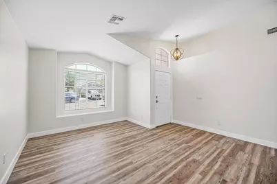 17012 S 27th Place, Phoenix, AZ 85048 - Photo 4