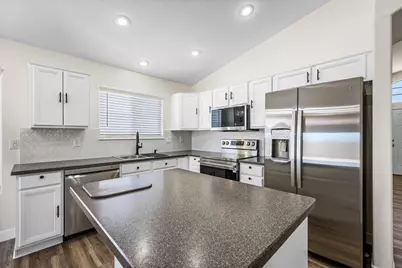 17012 S 27th Place, Phoenix, AZ 85048 - Photo 10