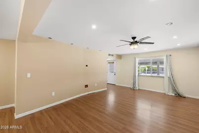 10120 W Riviera Drive, Sun City, AZ 85351 - Photo 12