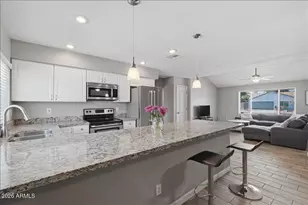 3223 N Ellis St, Chandler, AZ 85224 - Photo 14