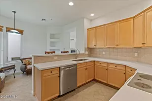 7445 E Eagle Crest Dr, Mesa, AZ 85207 - Photo 20