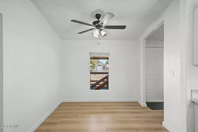 16040 N 66th Avenue, Glendale, AZ 85306 - Photo 10