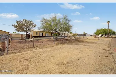 16040 N 66th Avenue, Glendale, AZ 85306 - Photo 2