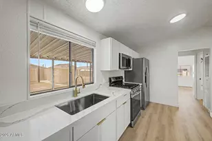 16040 N 66th Ave, Glendale, AZ 85306 - Photo 8